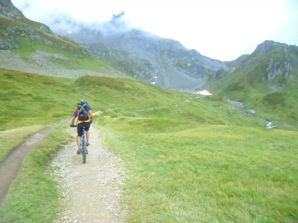 Tour de Mont Blanc en MTB Etapa 1